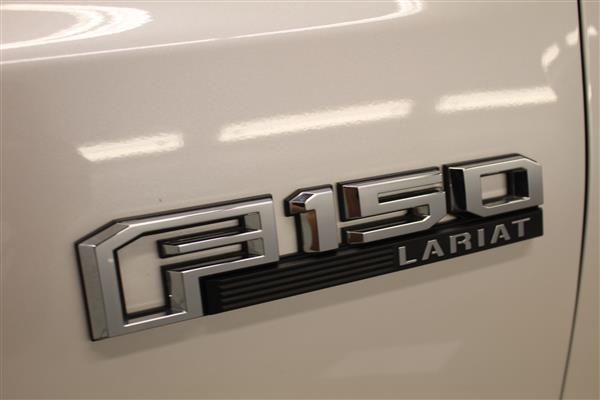 Ford F-150 LARIAT FX4 CREW CUIR TOIT PANO NAV 4X4 2019 - image #31