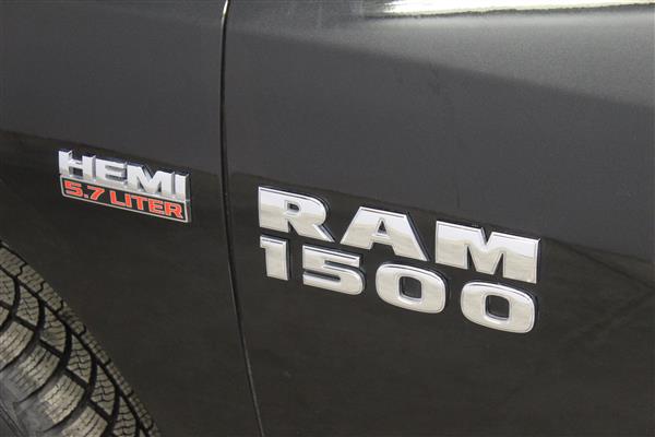 RAM 1500 SXT 5.7 4X4 2018 - image #23