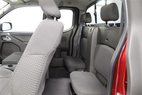 Nissan Frontier SV PRIVILEGE KING CAB 4X4 2019 - image #9