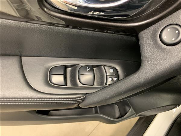 Nissan Rogue SV TOIT PANO 4RM 2019 - image #23