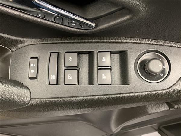 Chevrolet Trax LS 2019 - image #19