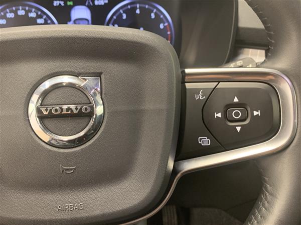 Volvo XC40 2020 - Image #24