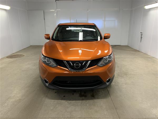 Nissan Qashqai SV TOIT 2018 - image #2