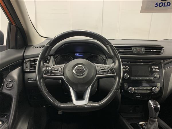 Nissan Qashqai SV TOIT 2018 - image #11