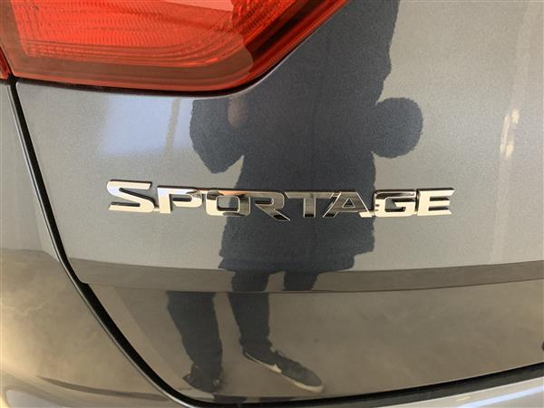 Kia Sportage LX 4RM 2018 - image #23